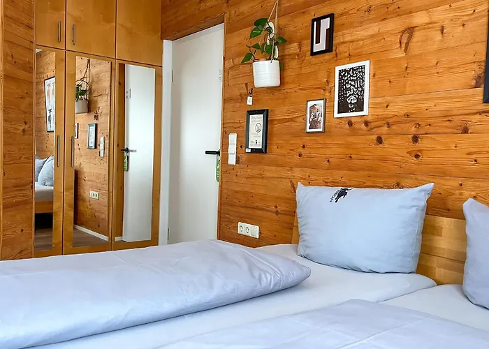 Hacienda Rooms - moderne Zimmer in ruhiger Lage - Room only !