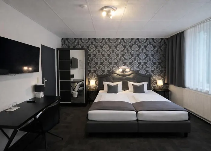 Arena Hotel