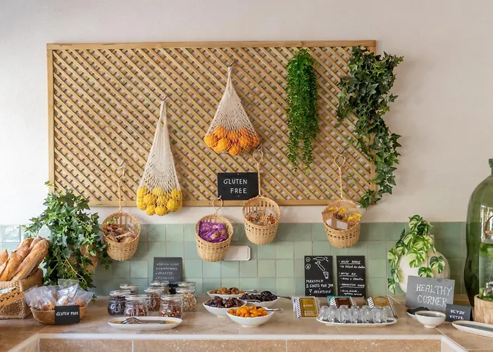 Hotel La Tartane Saint-Tropez