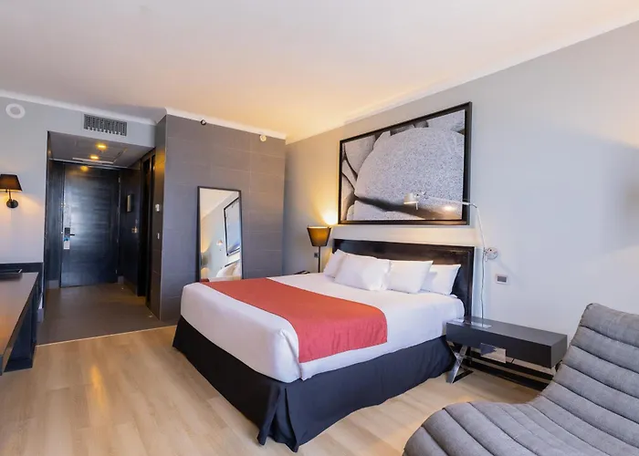 Wyndham Santiago Pettra