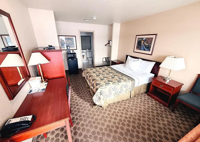 Travelodge By Wyndham Drumheller Ab