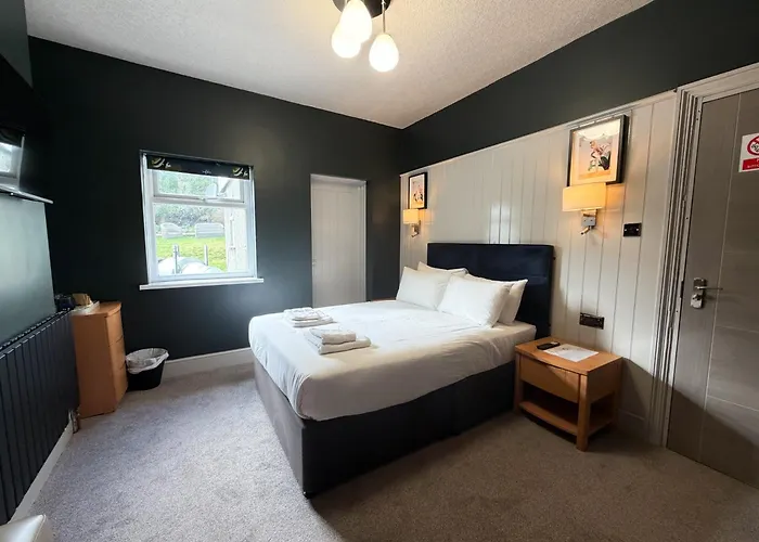 Nomi Rooms & Restaurant