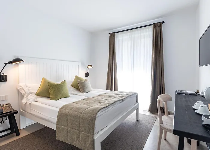 Seta Hotel