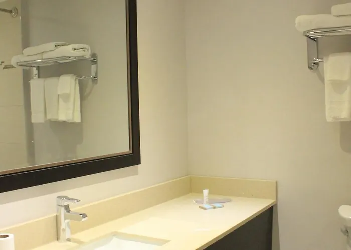 Travelodge By Wyndham Cambridge - Waterloo