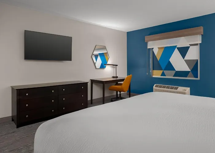 Holiday Inn Express & Suites Miami Kendall By Ihg