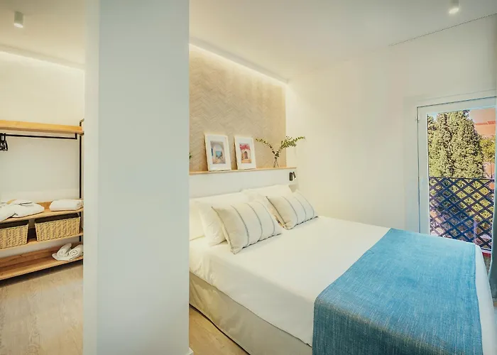 Beneste Nerja Hostal