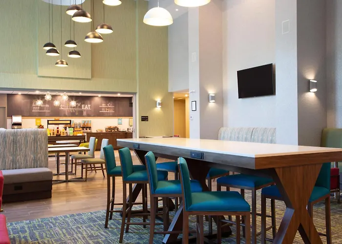 Hampton Inn & Suites Edmonton St. Albert, Ab