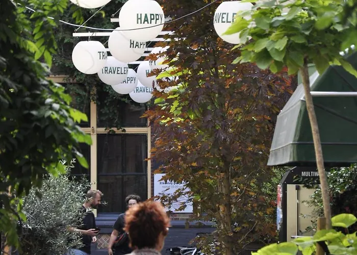 Hotel The Happy Traveler