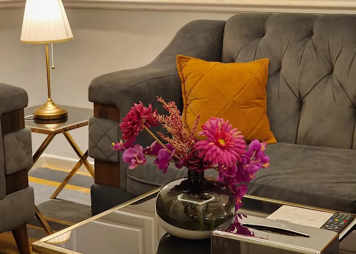 Rasis Serviced Apartments