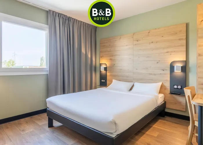 B&B Hotel Saint-Martin-De-Crau Alpilles Camargue