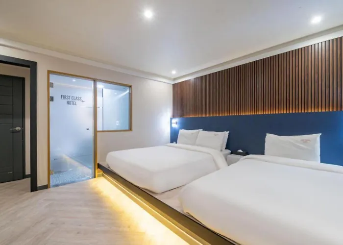 Masan First Class Hotel