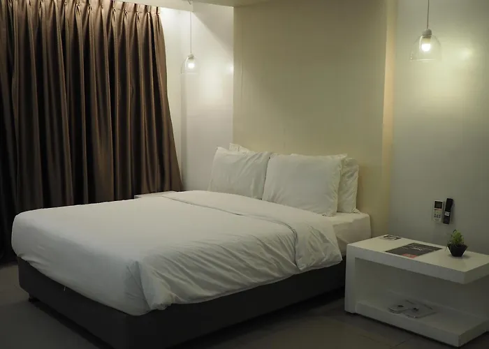 Leblanc Hotel