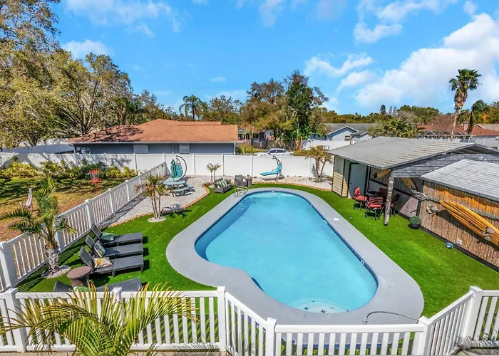 Huge 8Br Whtd Pool Ensuites Games Near Beach