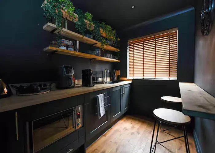 Bold Coastal Retreat With Boudoir Interiors, Felpham Village