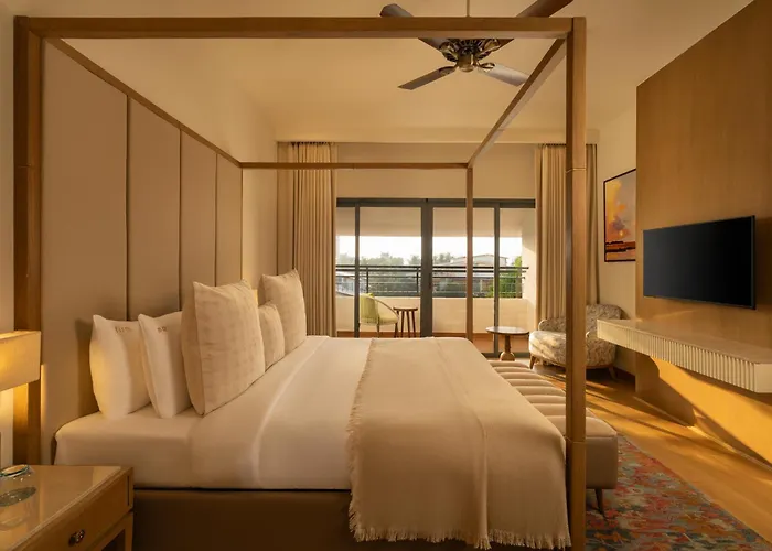 The Astor - All Suites Hotel Candolim Goa