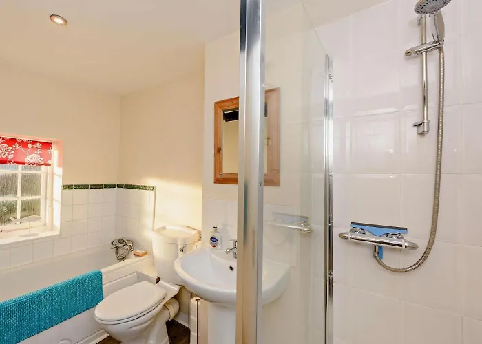 2 Bed In Arundel Oc-89671