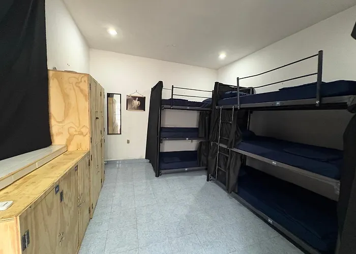 Casamaya Hostel & Diving