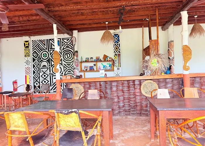 Tropinest Bungalows & Hostel