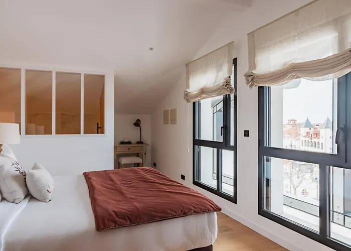 Bizipoz Hotel