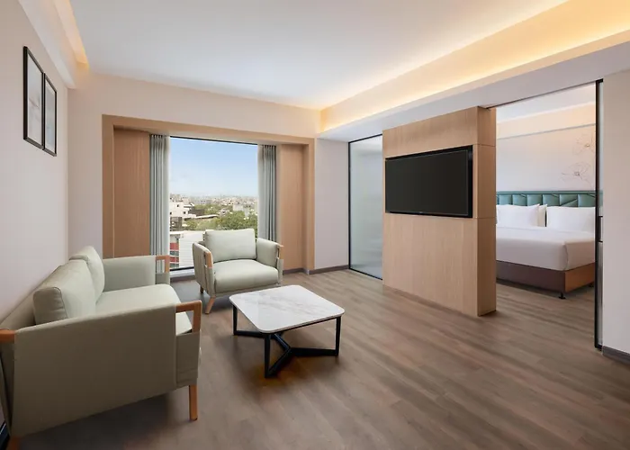 Hilton Garden Inn Surat City Centre
