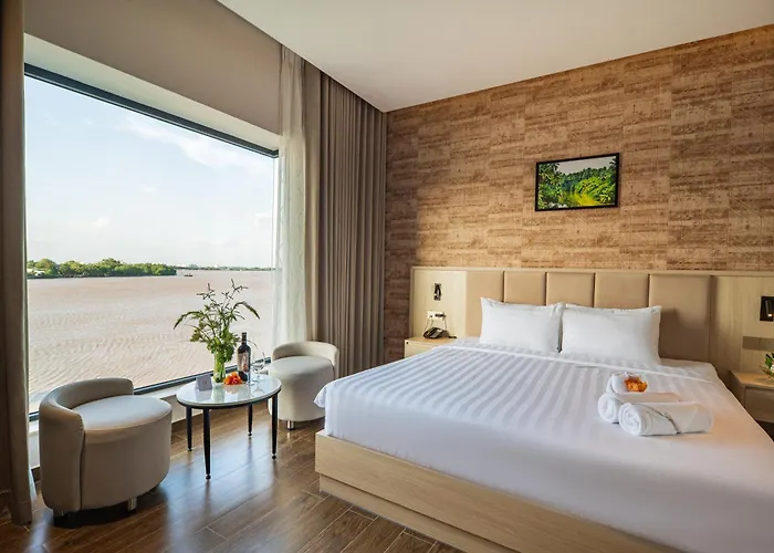 Bamboo Riverside Boutique Hotel
