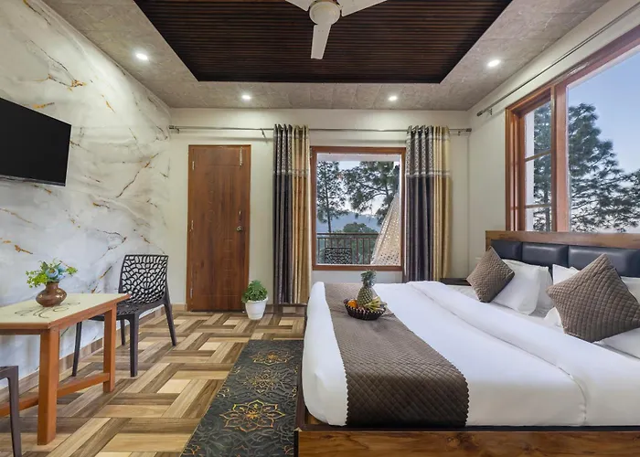 Snowfall View Home Kasauli Operated By Splendid Hotels