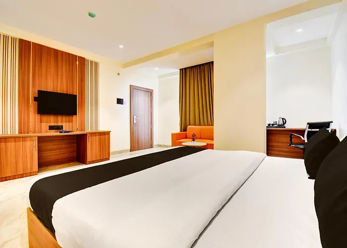 Palette Hotel Chakan K9
