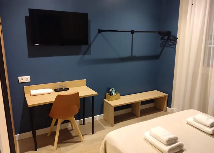 Groma Rooms