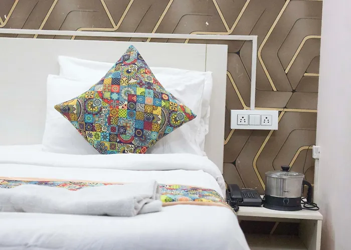 Jsb Hotel