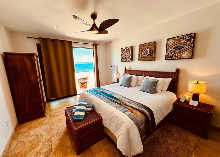 The Cerritos Beach Inn