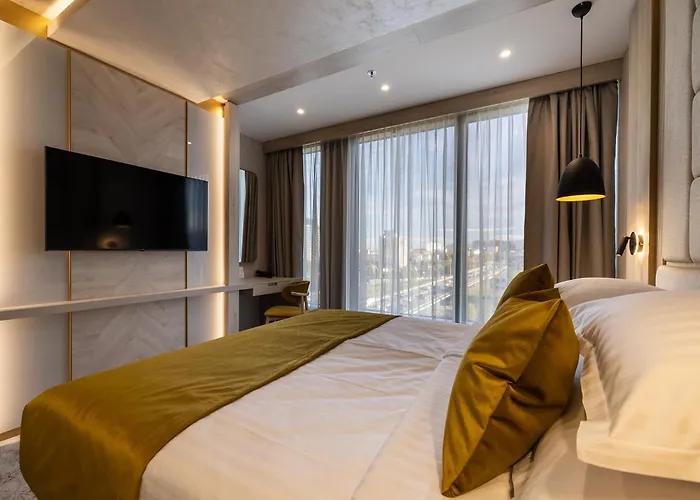 East Plaza Hotel