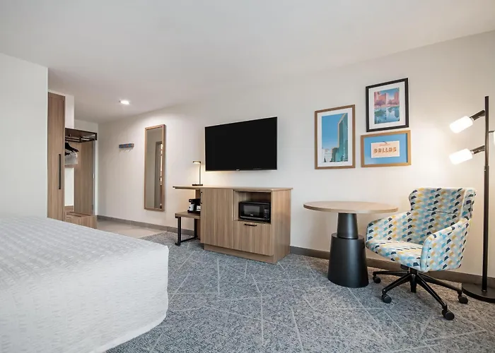Hampton Inn & Suites By Hilton Irving Dfw Airport North