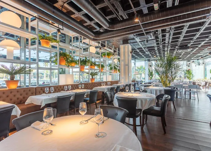 aparto Diagonal Suites
