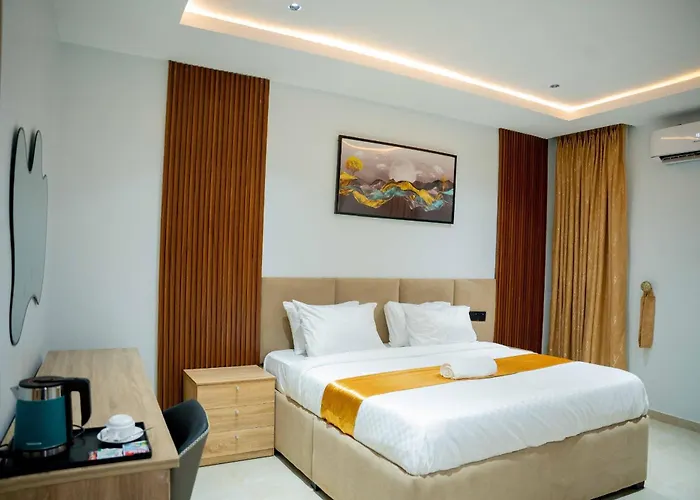 Nirvana City Hotel