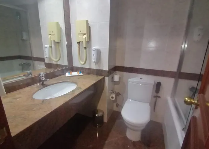 Bueyuek Suemela Otel