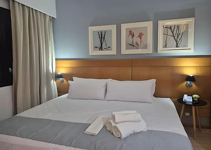Flat Hotel Moema Av. Rouxinol Com Piscina