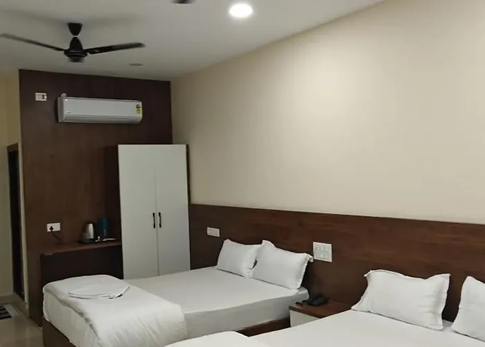 Hotel Trishul Grand