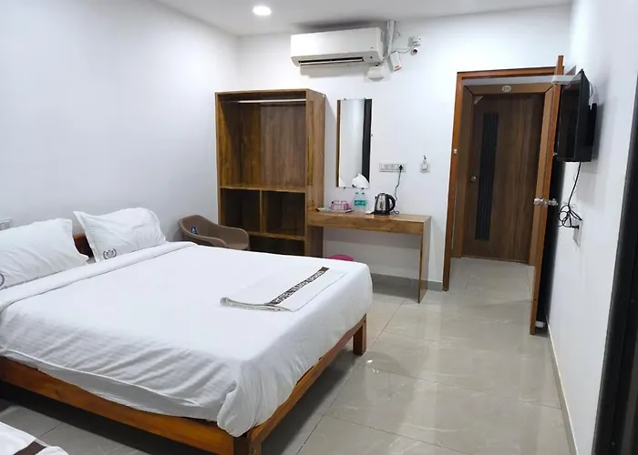 Hotel Visara Grand