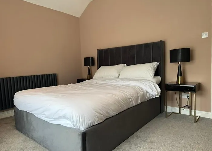 The Applewood Regency
