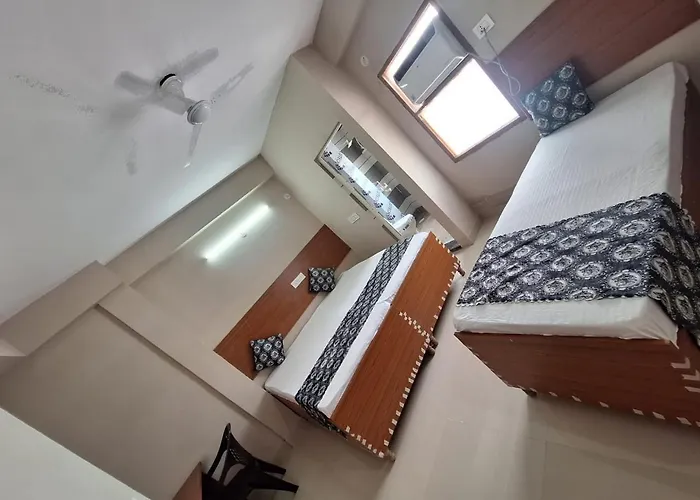 Haven Heights Hotel Noida Sector 18
