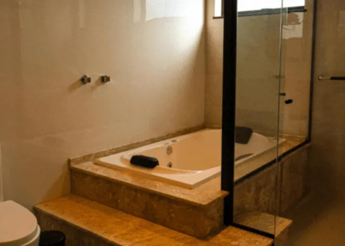 Hotel 2 Irmãos