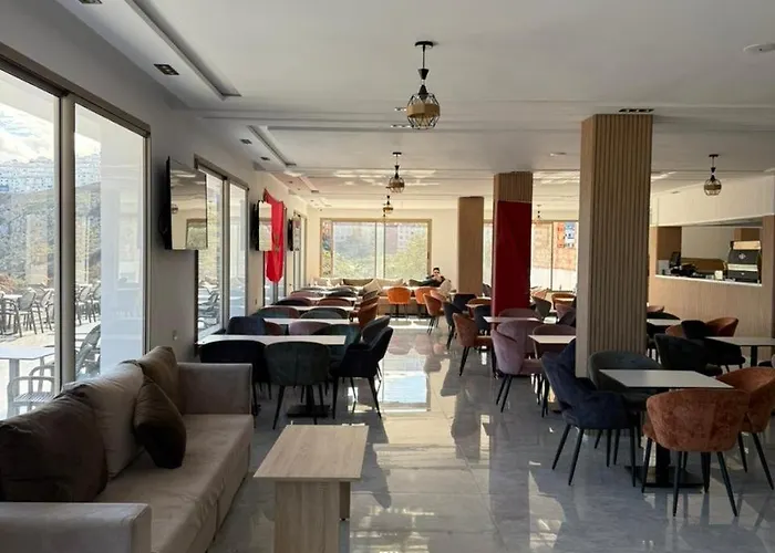 Golden Bay Hotel