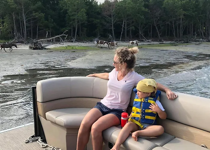 Snug Harbor Marina And Resort