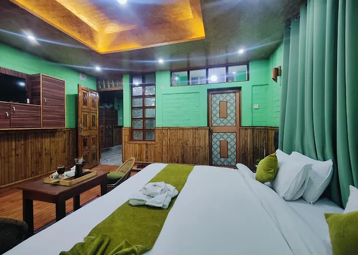 Jo'Stel Hotel Bamboo Inn - Best Rated In Gangtok