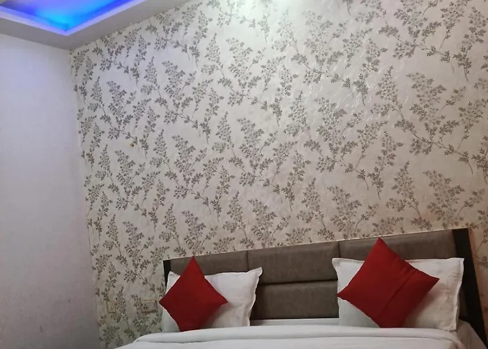 Hotel Sasa Paradise