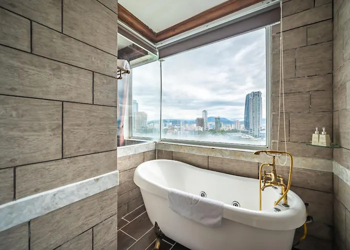 Ibiza Riverside Da Nang Hotel