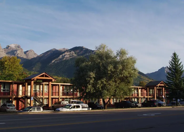 Easystay Inn & Suites Fernie