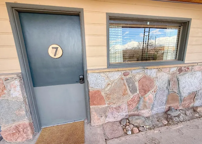 Lucky Seven Shared Kitchen, Sleeps 4 Mokee Motel