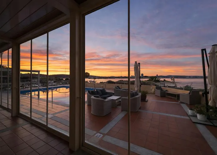 Hotiday La Maddalena Porto