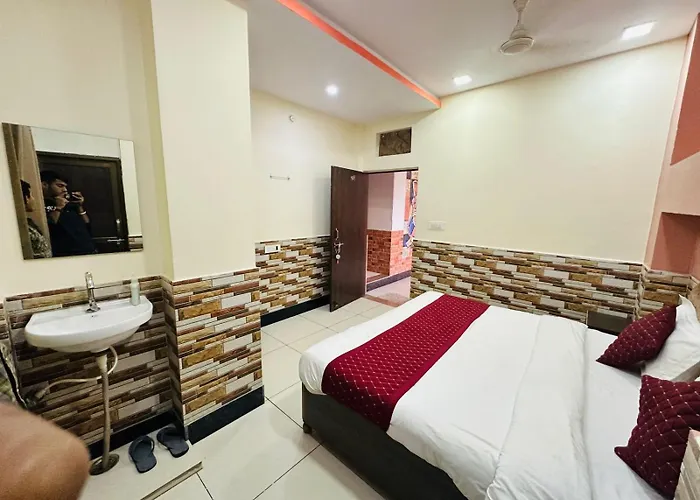 Hotel Srinivas